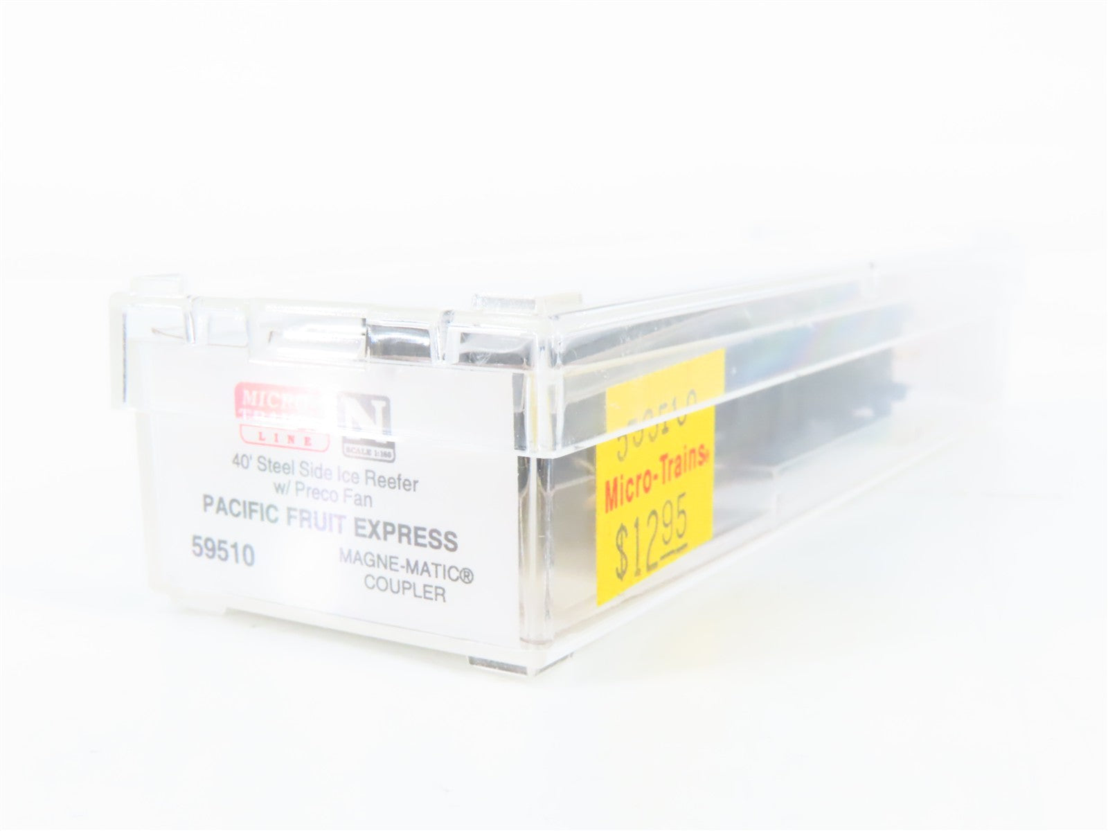 N Scale Micro-Trains MTL 59510 PFE Pacific Fruit Express 40' Reefer 925 RTR