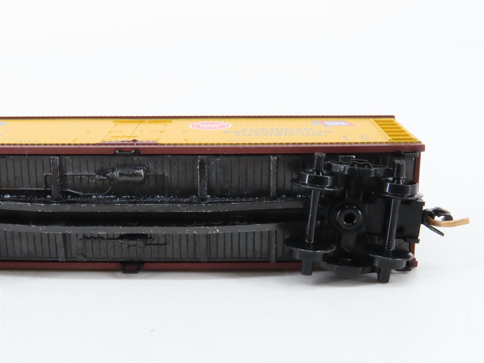 N Scale Micro-Trains MTL 49290 American Refrigerator Transit 40' Reefer RTR