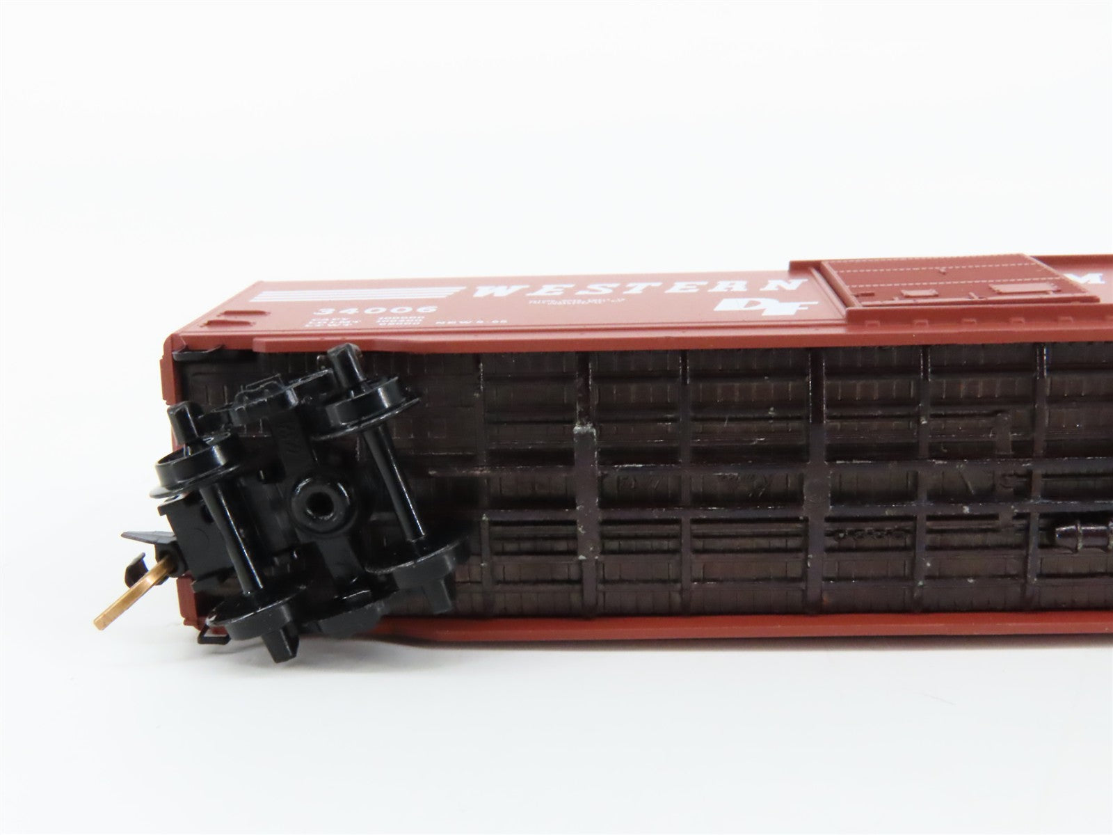 N Scale Micro-Trains MTL 31160 Western Maryland 50' Box Car 34006 RTR