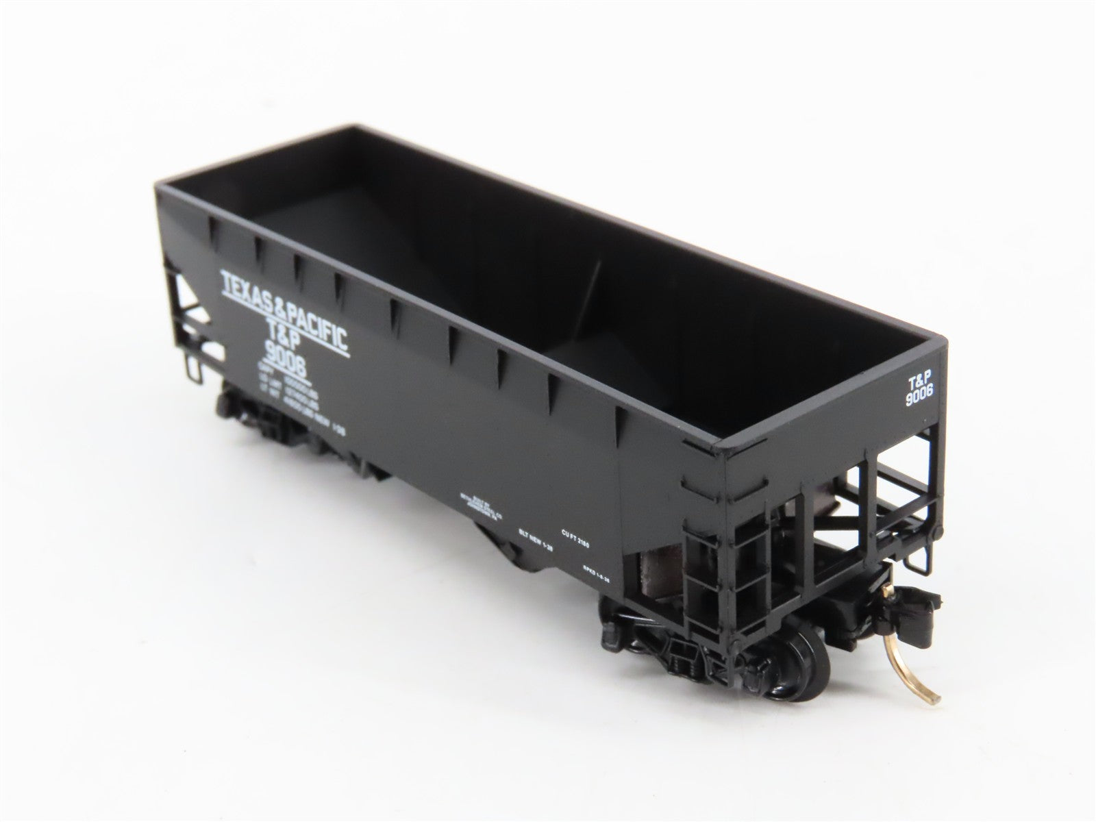 N Scale Micro-Trains MTL 55120 T&P Texas & Pacific 33' 2-Bay Hopper 9006 RTR