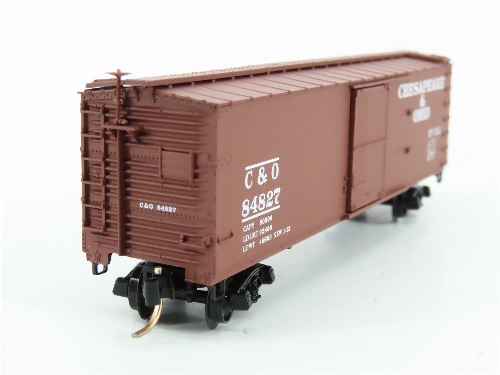 N Scale Micro-Trains MTL 39170 C&O Chesapeake & Ohio Box Car 84827 RTR