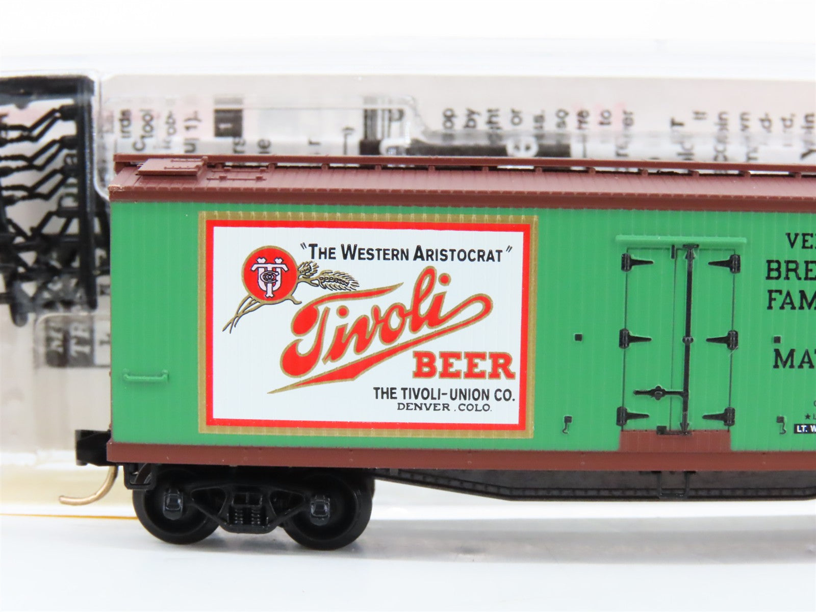 N Scale Micro-Trains MTL 49440 Tivoli Beer 40' Double-Sheathed Wood Reefer RTR