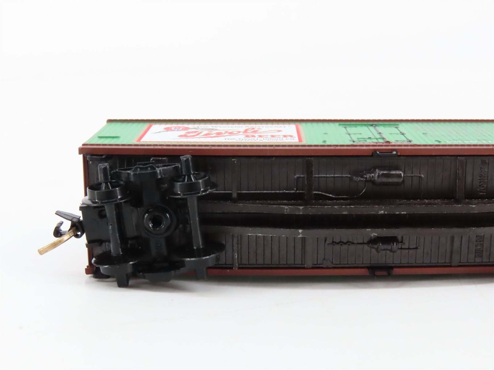 N Scale Micro-Trains MTL 49440 Tivoli Beer 40' Double-Sheathed Wood Reefer RTR