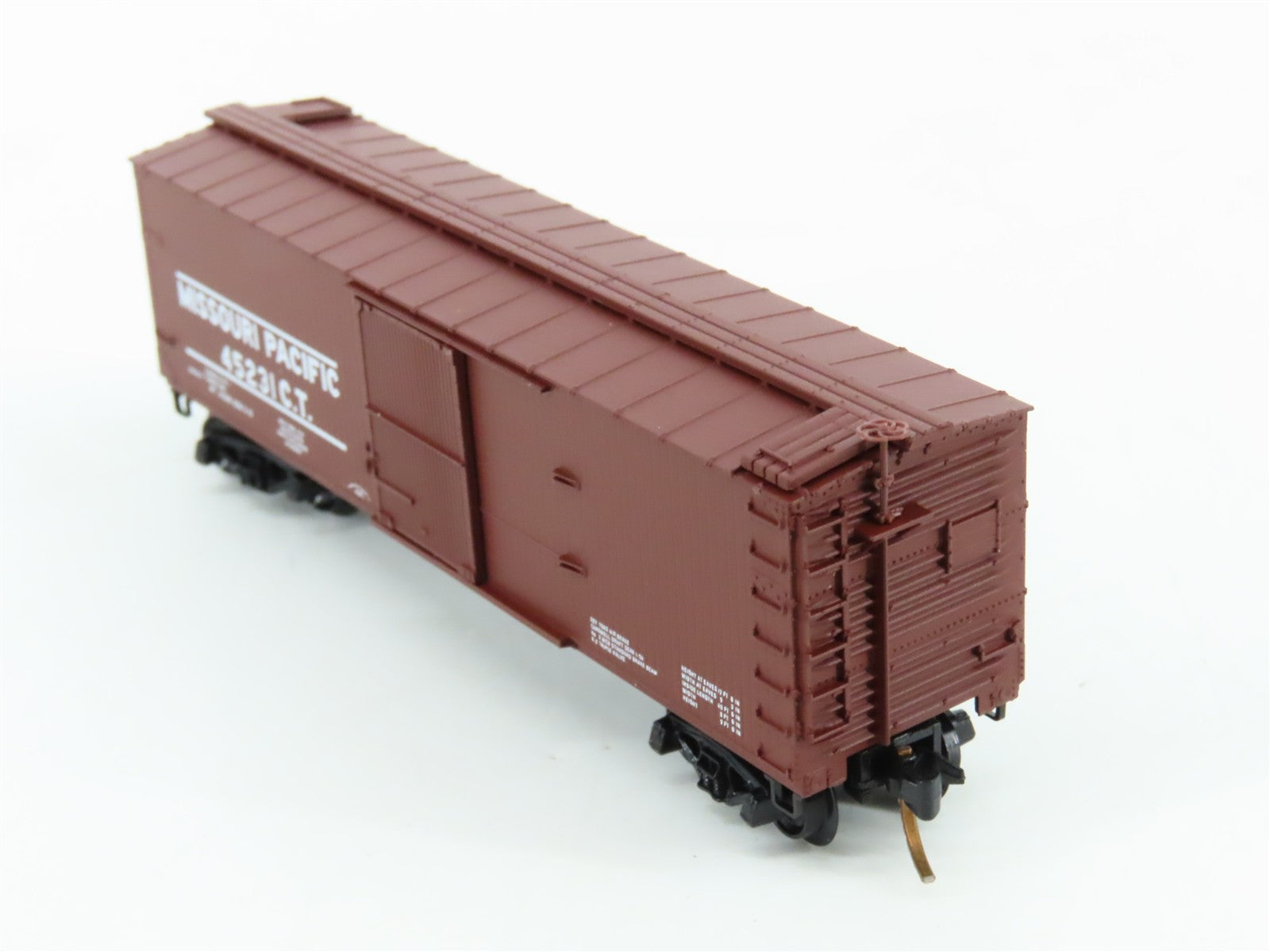 N Scale Micro-Trains MTL 39090 Missouri Pacific 40' Box Car 45231 RTR