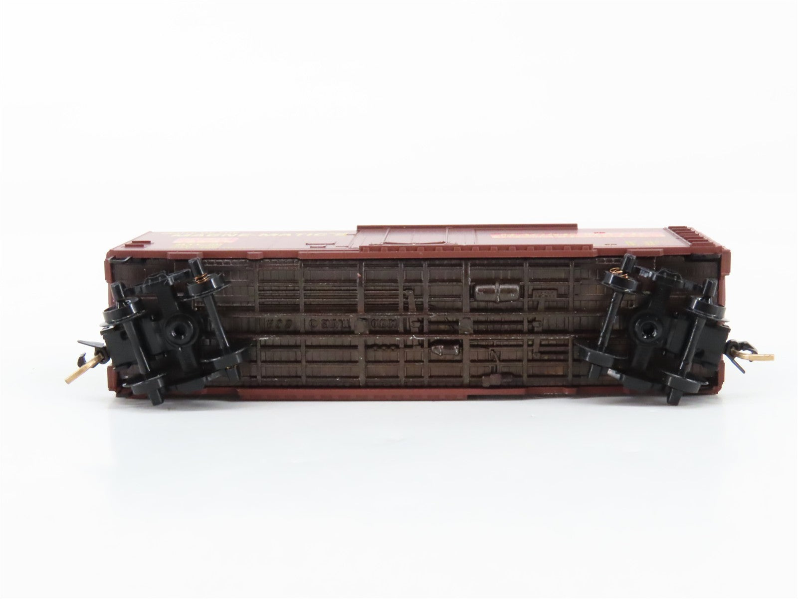 N Scale Micro-Trains MTL 21200 Route Of The Magne-Matics 40' Box Car 80 RTR