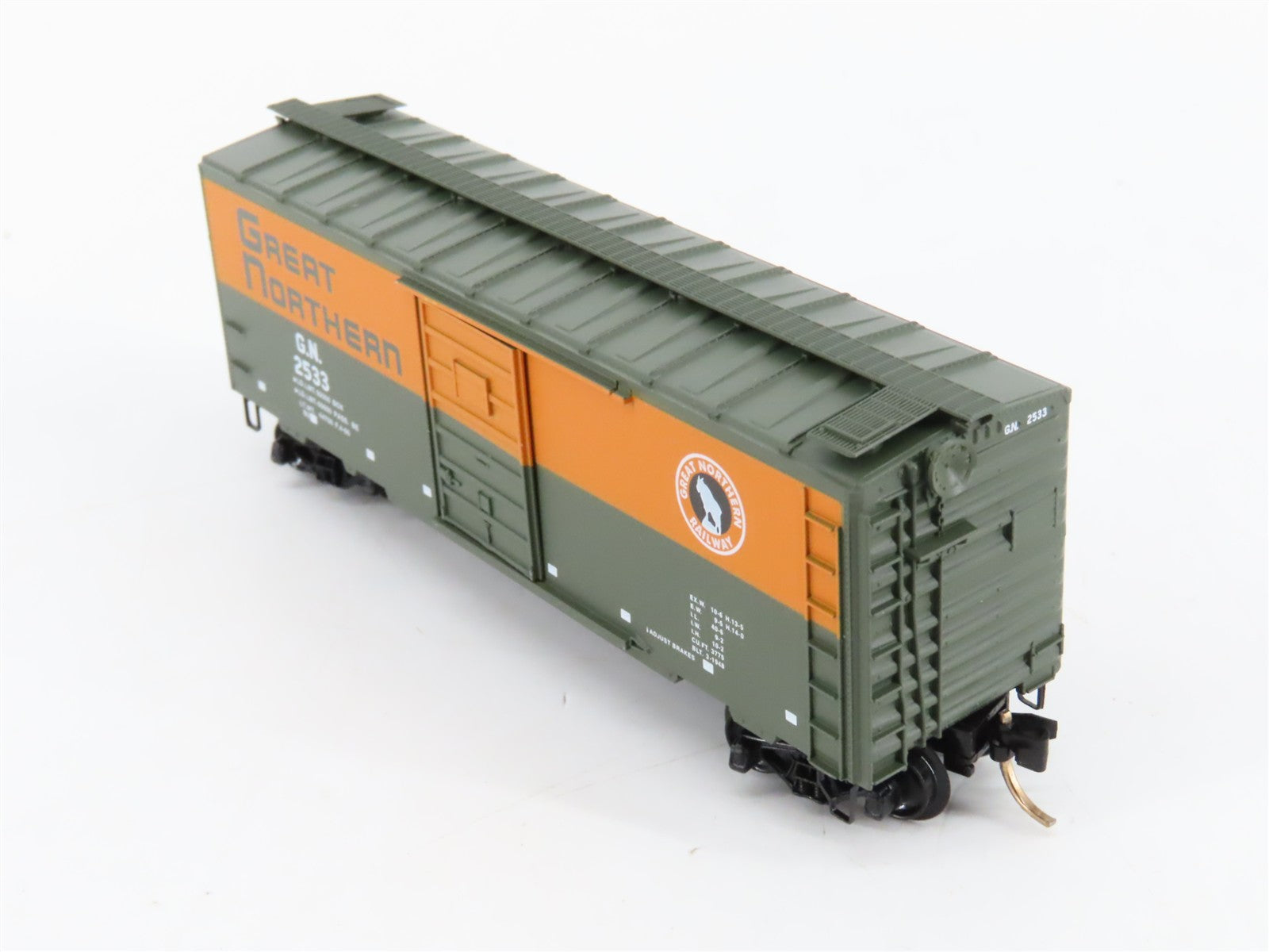 N Scale Micro-Trains MTL 20226 GN Great Northern 40' Single Door Boxcar 2533 RTR
