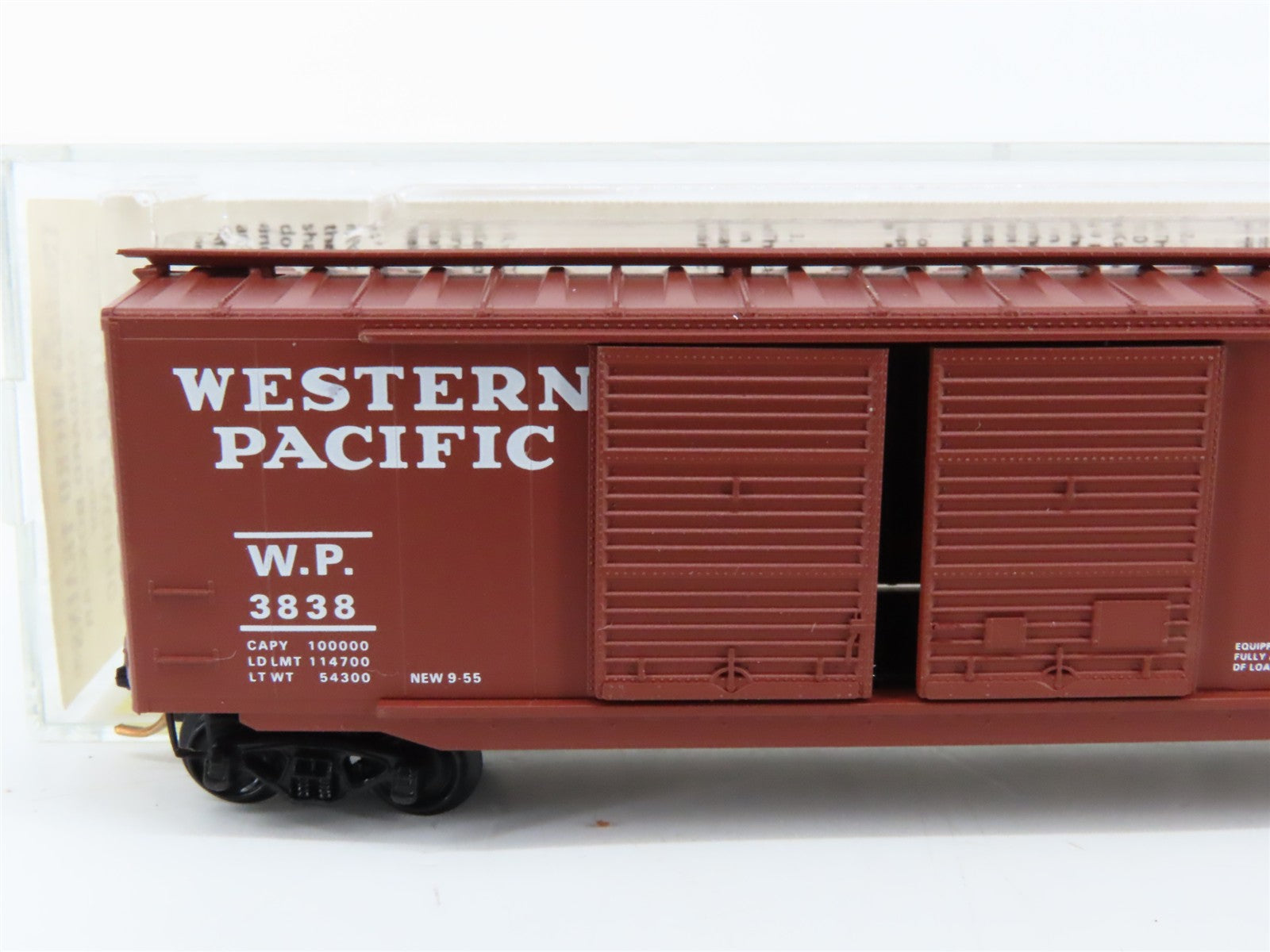 N Scale Micro-Trains MTL 34160 WP Western Pacific 50' Box Car 3838 RTR