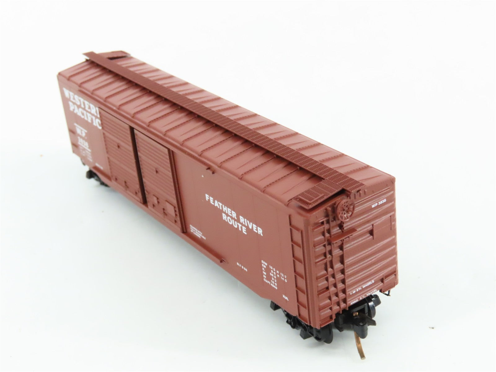 N Scale Micro-Trains MTL 34160 WP Western Pacific 50' Box Car 3838 RTR