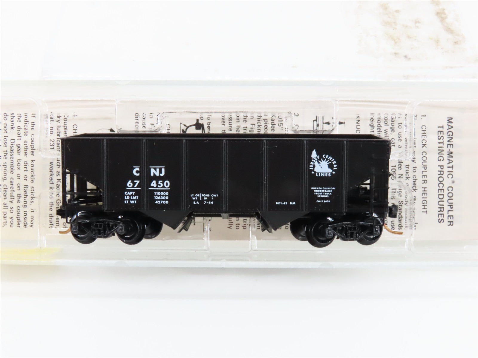 N Scale Micro-Trains MTL 56230 CNJ Jersey Central 33' 2-Bay Hopper 67450 RTR