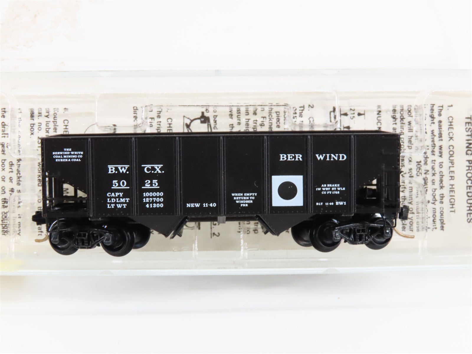 N Scale Micro-Trains MTL 56240 Berwind-White Coal Mining Co. 33' Hopper RTR