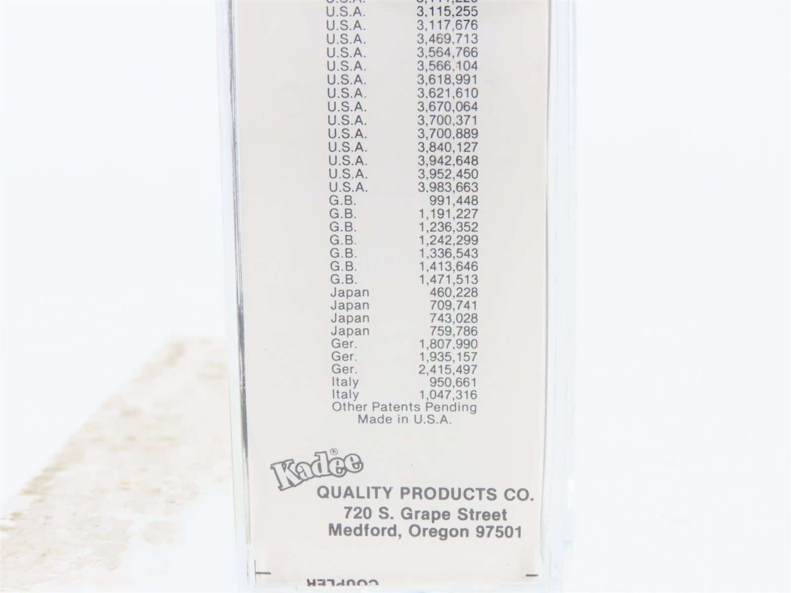 N Kadee Micro-Trains MTL 25130 ELS Escanaba & Lake Superior 50' Box Car 9000 RTR