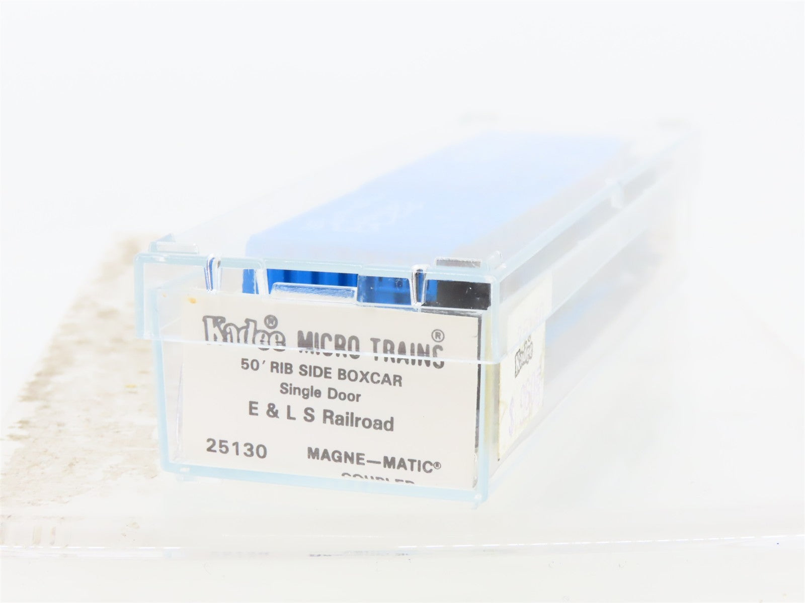 N Kadee Micro-Trains MTL 25130 ELS Escanaba & Lake Superior 50' Box Car 9000 RTR