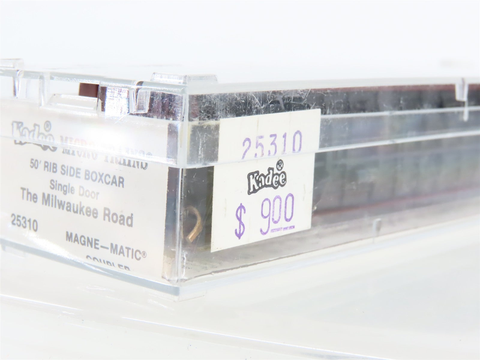 N Kadee Micro-Trains MTL 25310 MILW The Milwaukee Road 50' Box Car 50880 RTR