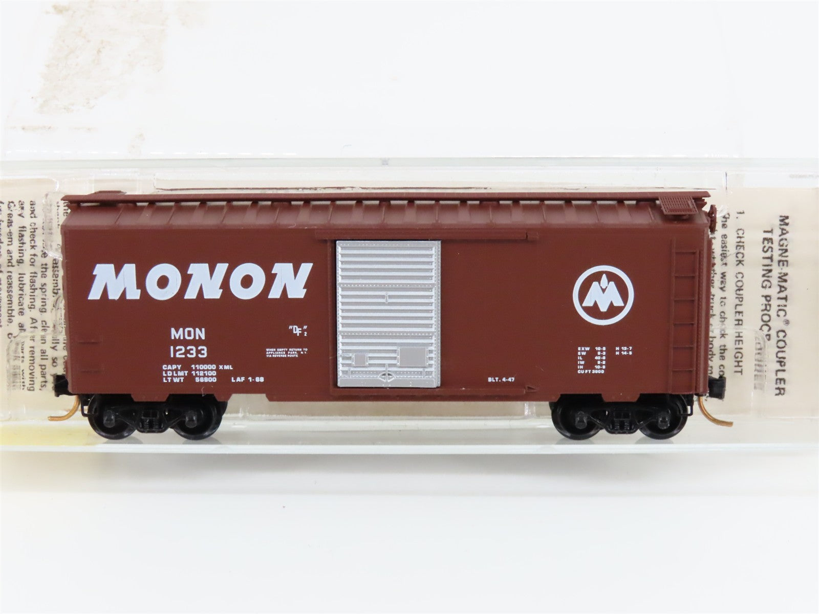 N Scale Kadee Micro-Trains MTL 20770 MON Monon 40' Single Door Box Car 1233 RTR