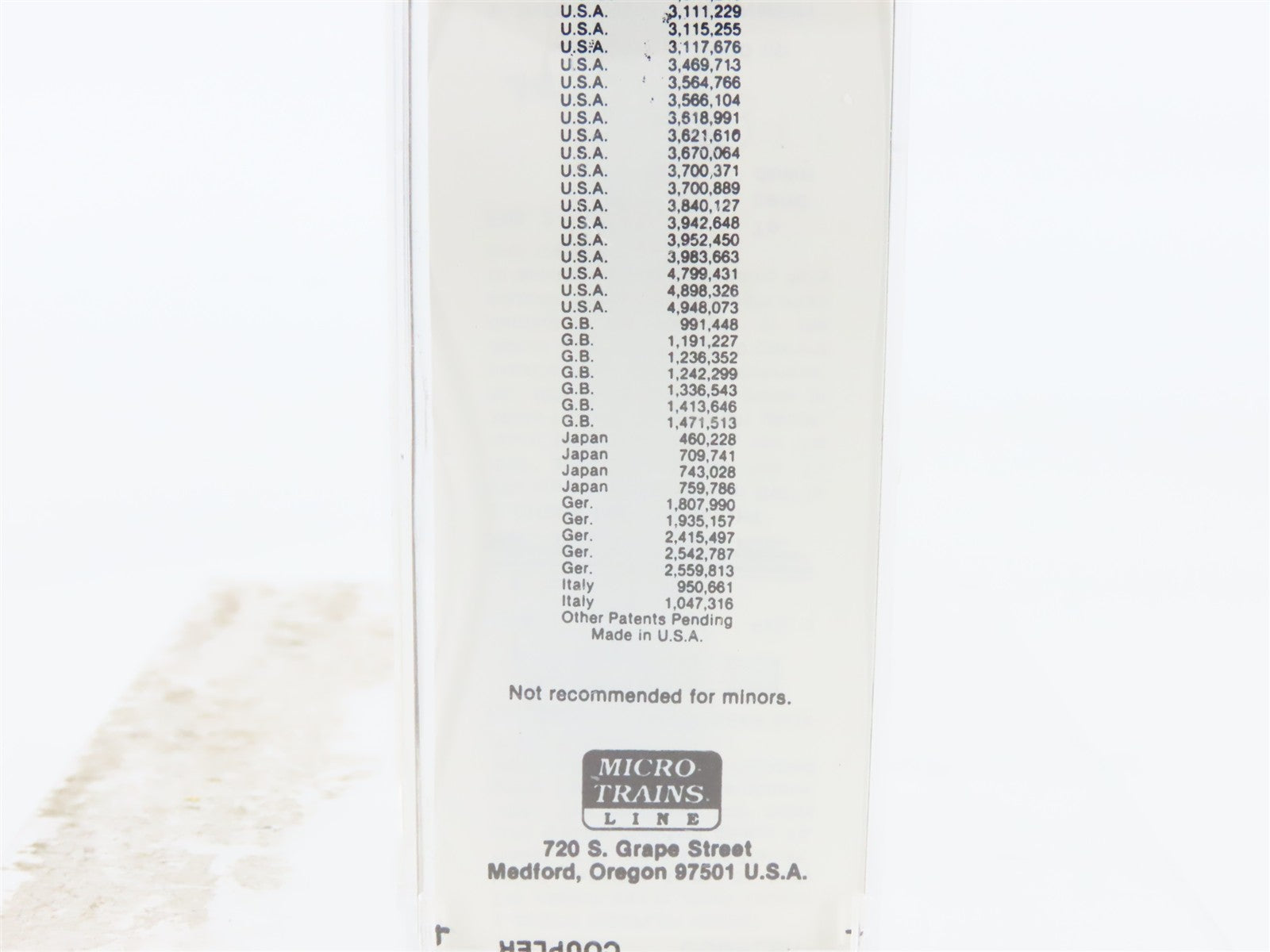 N Scale Micro-Trains MTL 46060 PC Penn Central 50' Flat Car 365610 RTR