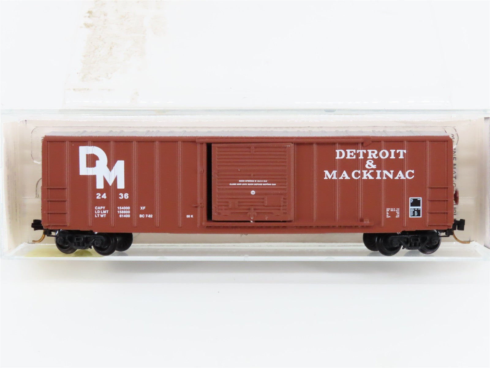N Scale Kadee Micro-Trains MTL 25280 DM Detroit & Mackinac 50' Box Car 2436 RTR