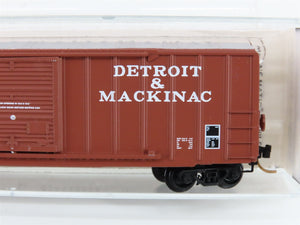 N Scale Kadee Micro-Trains MTL 25280 DM Detroit & Mackinac 50' Box Car 2436 RTR