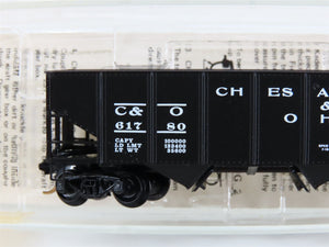 N Scale Micro-Trains MTL 56220 Chesapeake & Ohio 33' 2-Bay Rib Side Hopper RTR