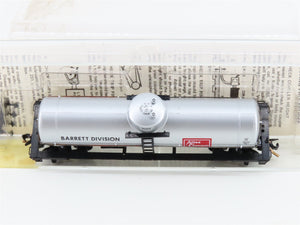 N Scale Micro-Trains MTL 65210 BMX Barrett Division 39' Single Dome Tank Car RTR