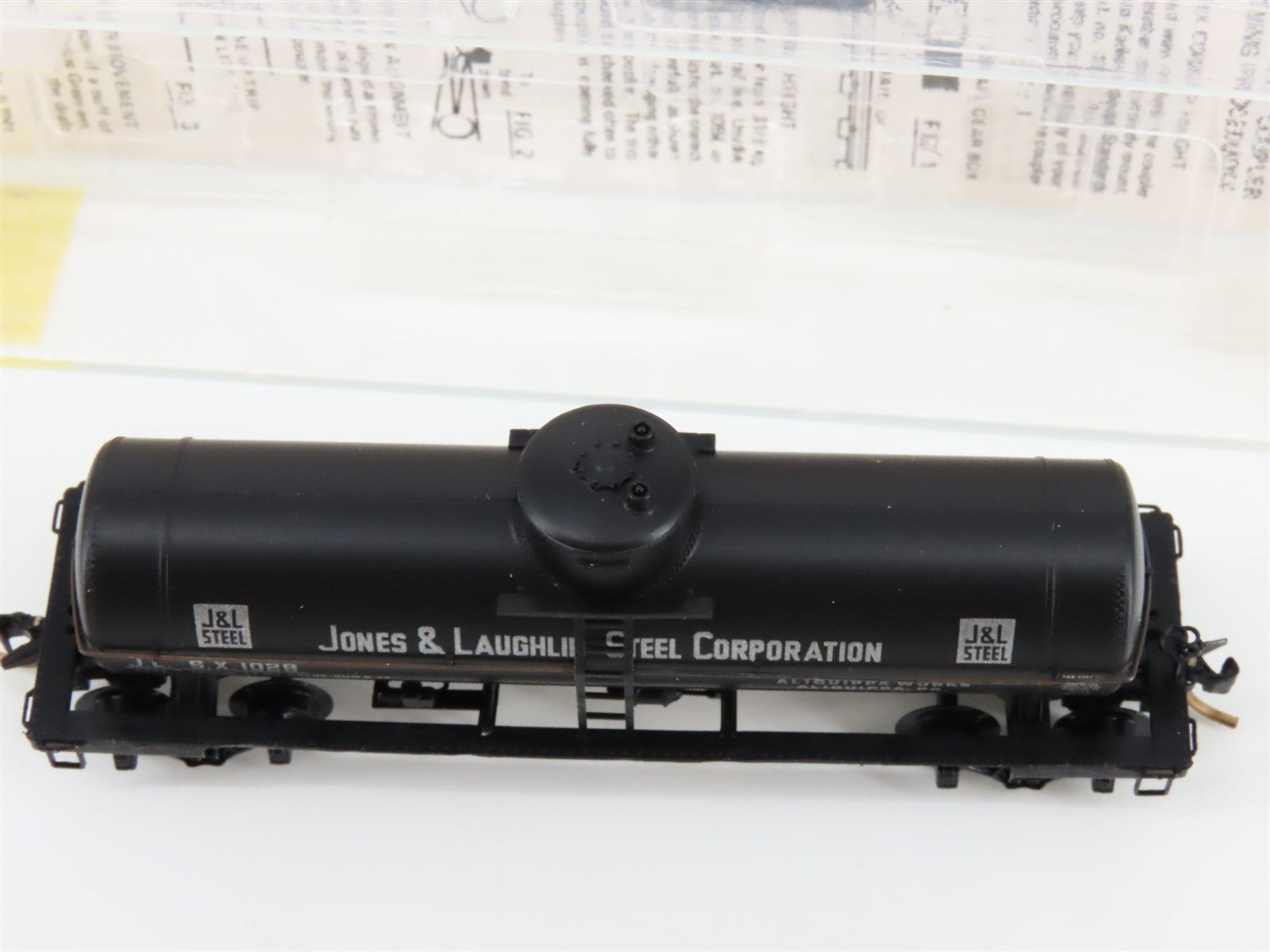 N Scale Micro-Trains MTL 65160 JLSX Jones & Laughlin Steel 39' Tank Car 1028 RTR