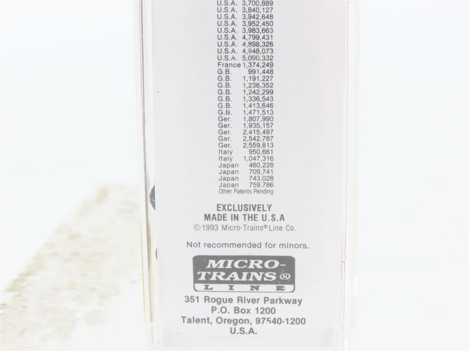 N Scale Micro-Trains MTL 75020 USLX Astoria Plywood Corp. 50' Box Car 10067 RTR