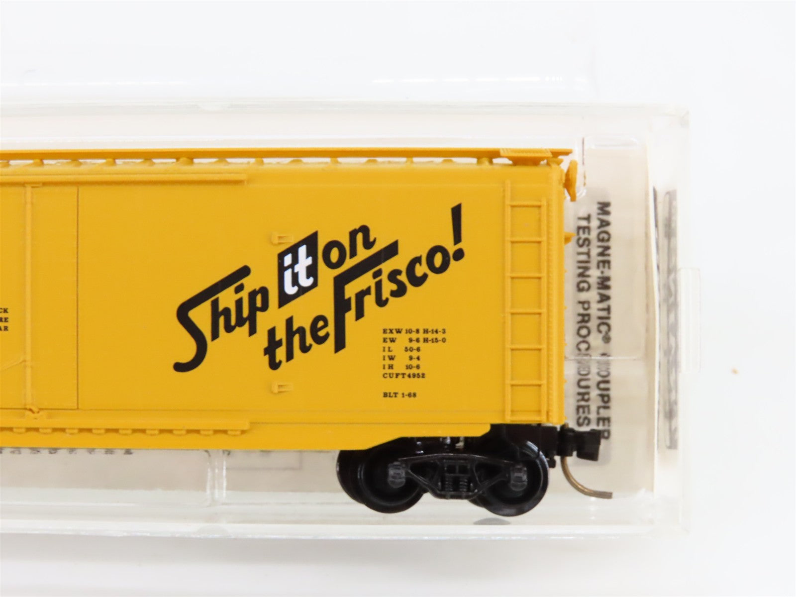 N Scale Micro-Trains MTL 32060 SL-SF Frisco 50' Plug Door Box Car 12052 RTR