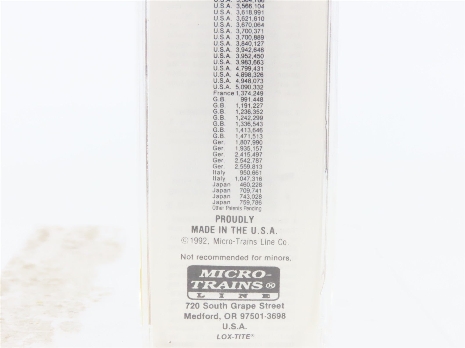 N Scale Micro-Trains MTL 56030 IHCX International Harvester 33' 2-Bay Hopper 551