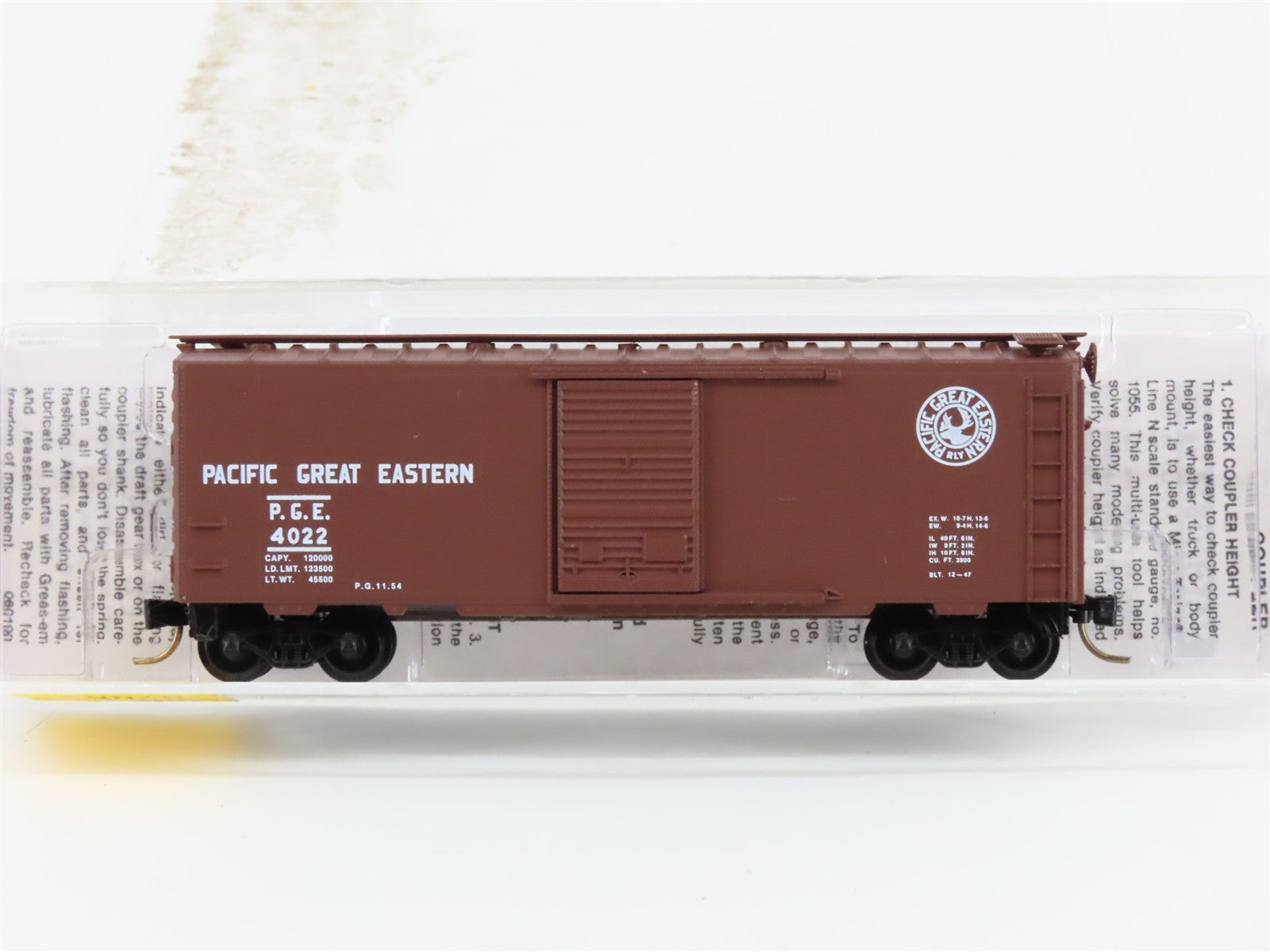 N Scale Micro-Trains MTL 20970 PGE Pacific Great Eastern 40' Box Car 4022 RTR
