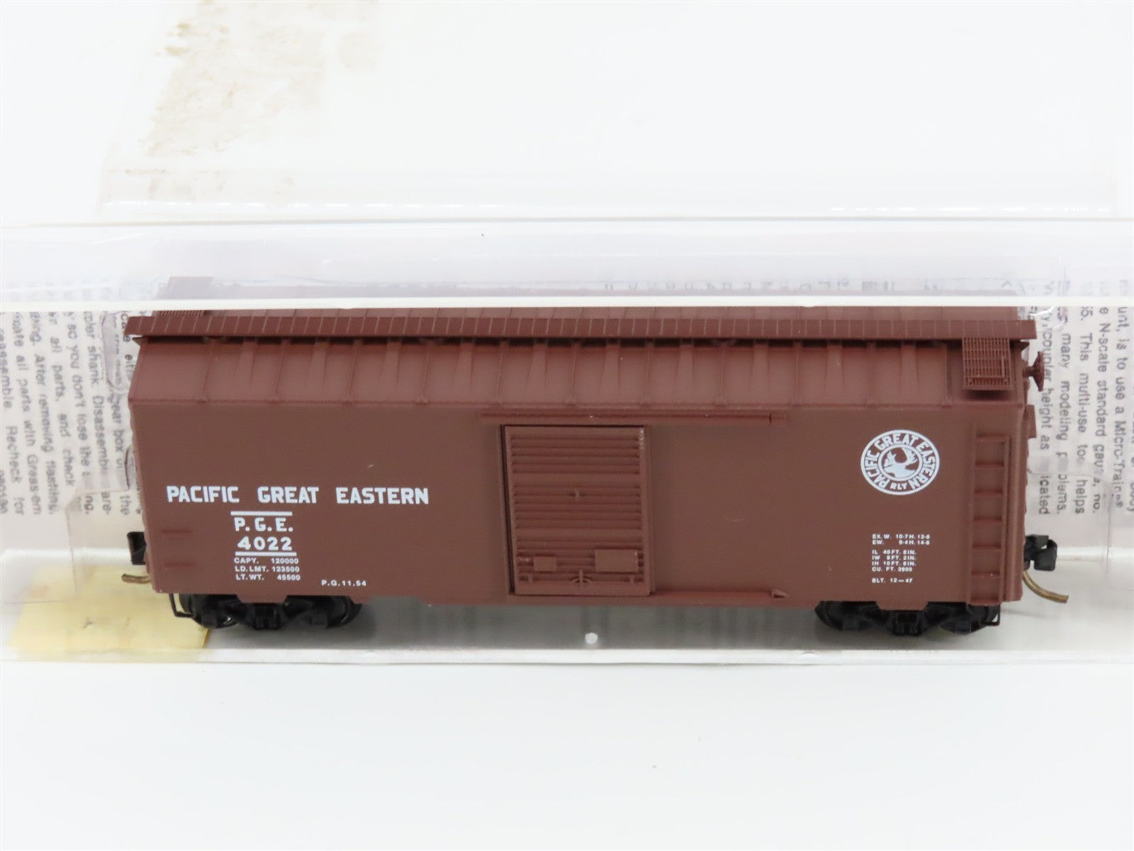 N Scale Micro-Trains MTL 20970 PGE Pacific Great Eastern 40' Box Car 4022 RTR