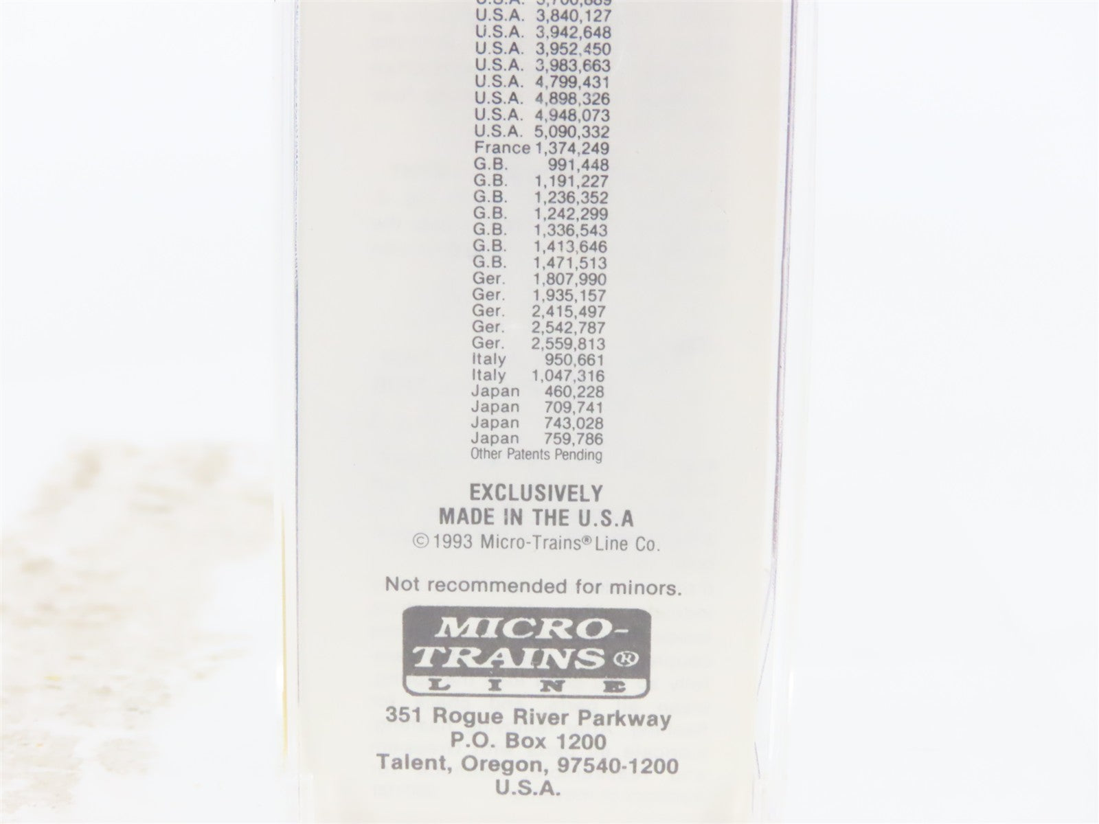 N Scale Micro-Trains MTL 20080 SP Southern Pacific 40' Box Car 105047 RTR