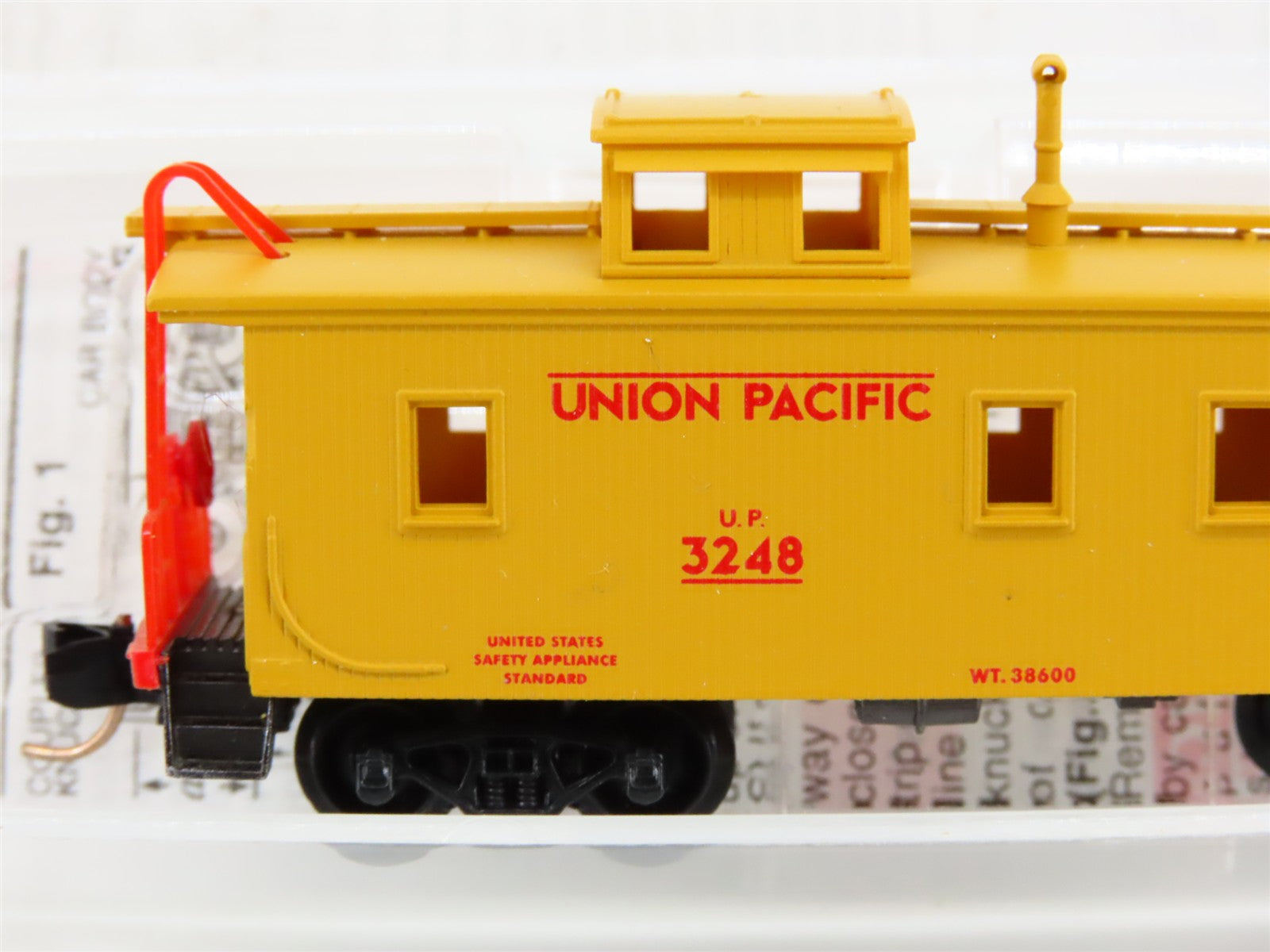 N Scale Micro-Trains MTL 50100 UP Union Pacific 34' Caboose 3248 RTR