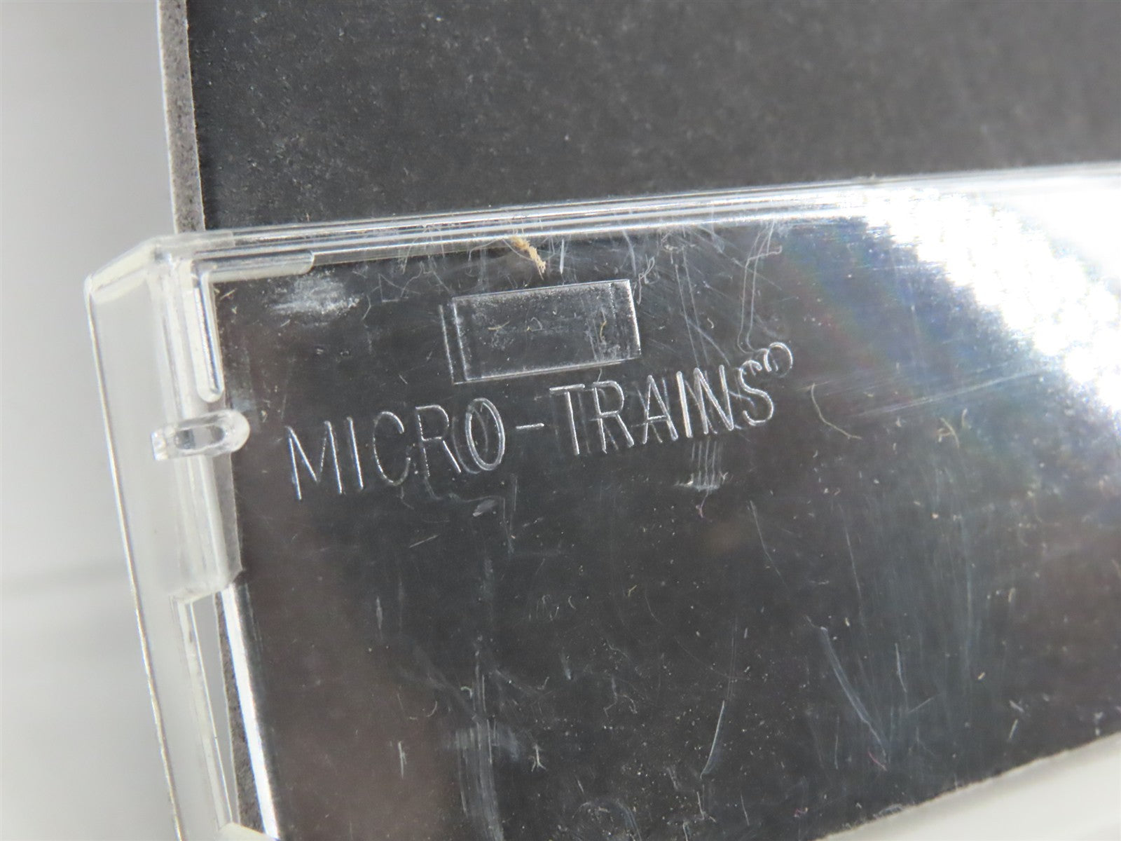 N Scale Micro-Trains MTL 11400040 40' Modern Log Car w/ Uprights RTR