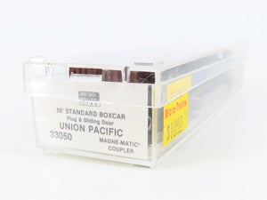 N Scale Micro-Trains MTL 33050 Union Pacific 50' Plug & Sliding Door Box Car RTR