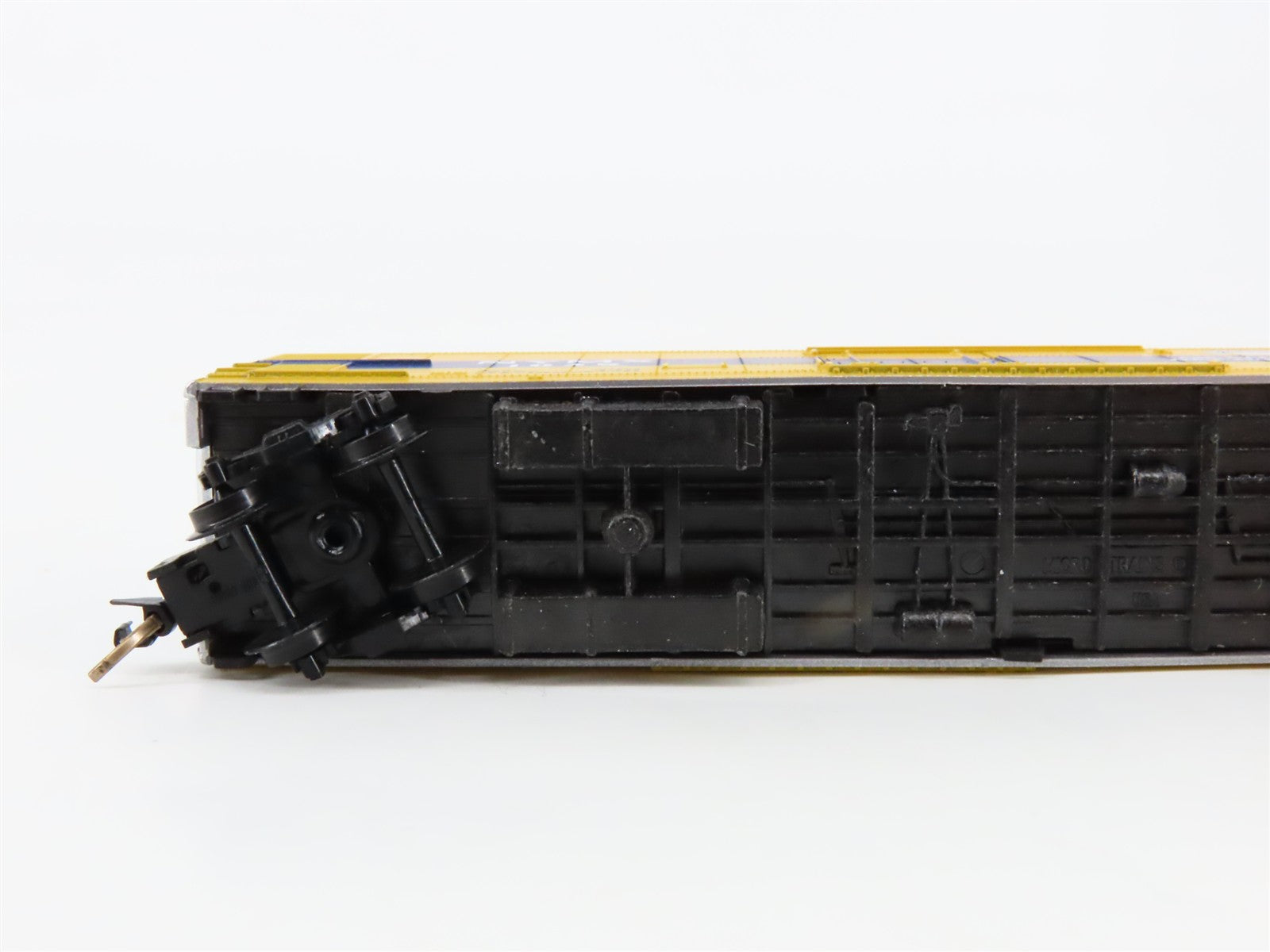 N Scale Micro-Trains MTL 69080 NYMX New York Central 51' Reefer 1025 RTR