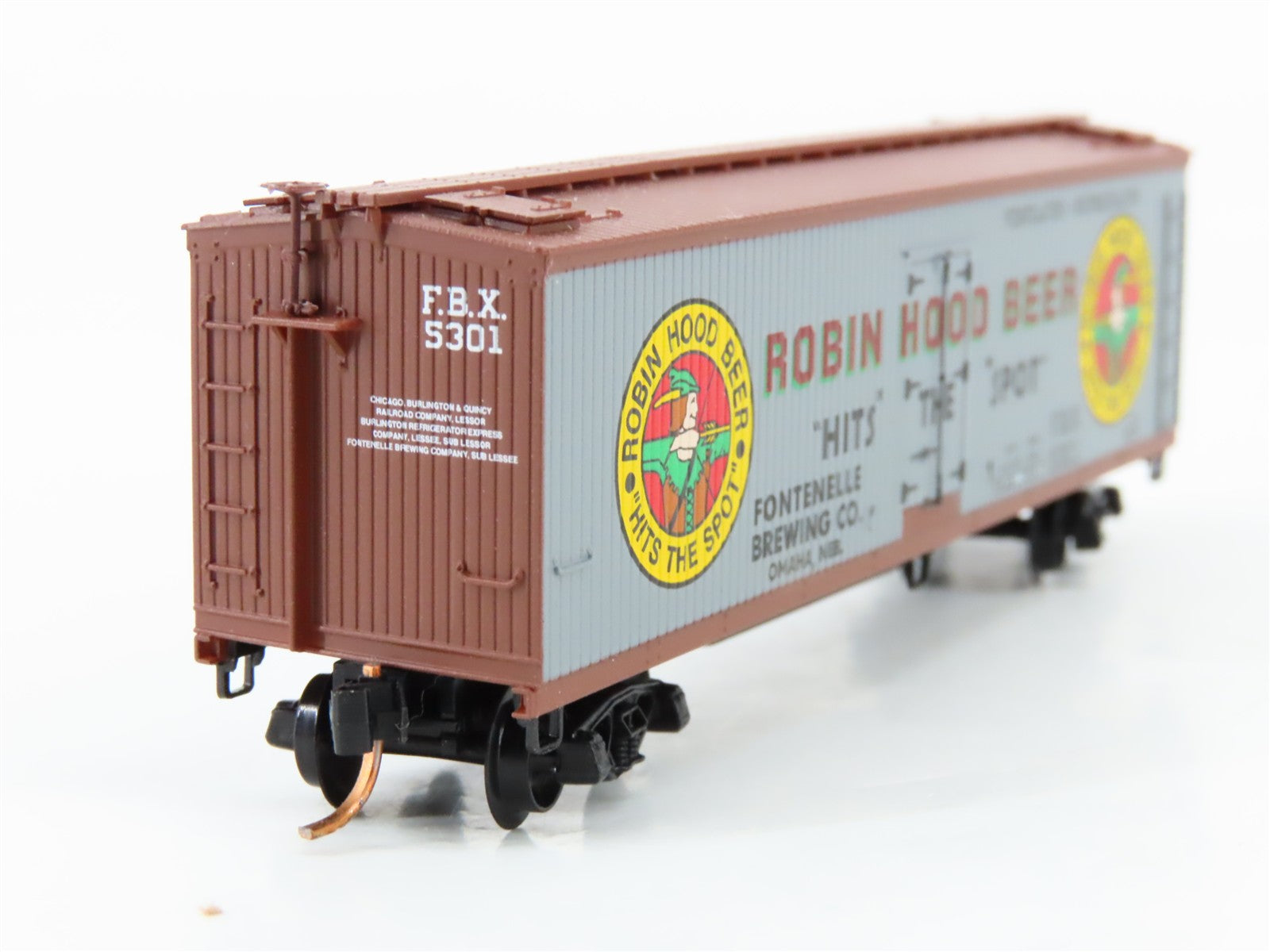 N Scale Micro-Trains MTL 49450 FBX Robin Hood Beer 40' Reefer 5301 RTR