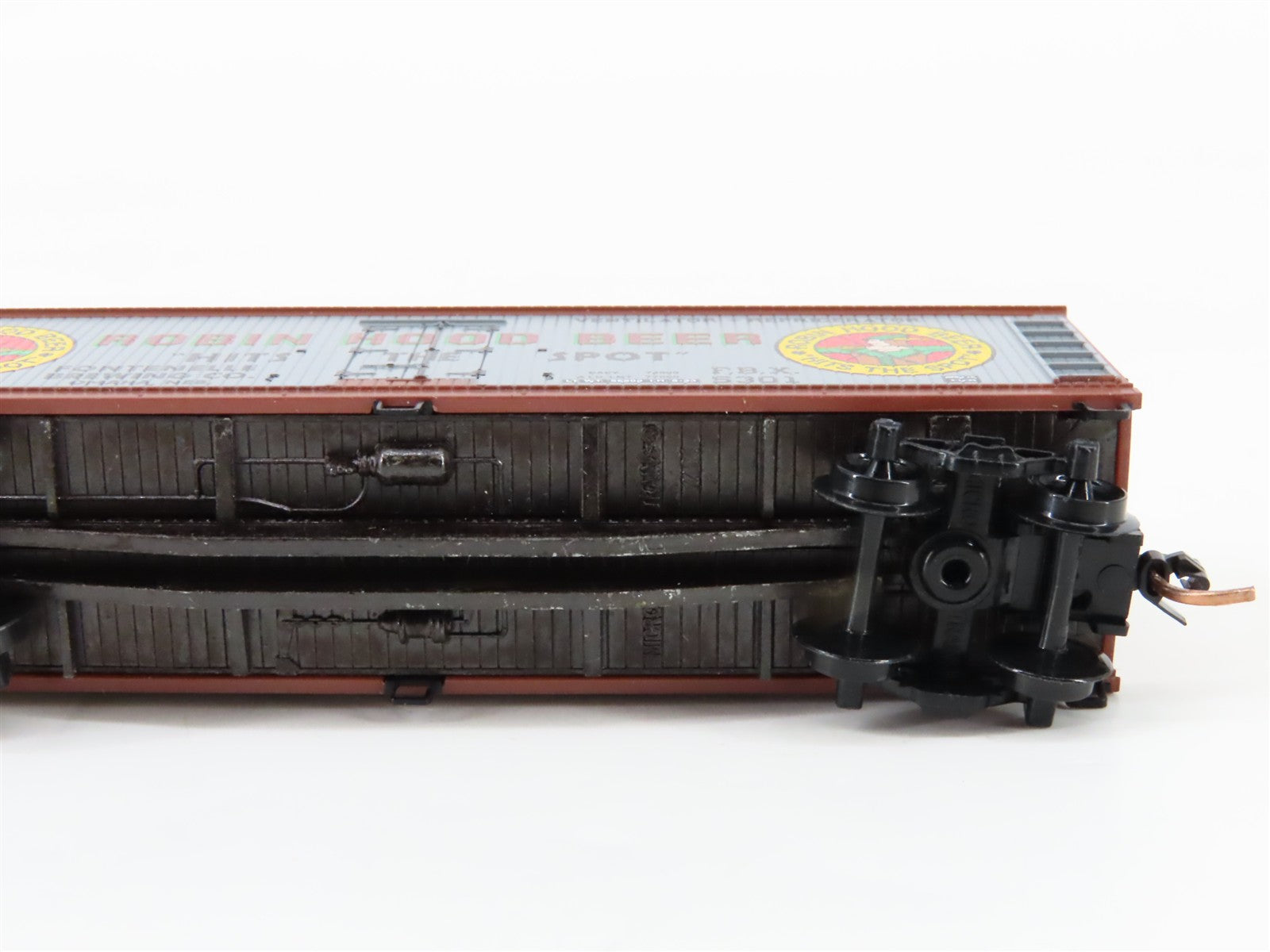 N Scale Micro-Trains MTL 49450 FBX Robin Hood Beer 40' Reefer 5301 RTR