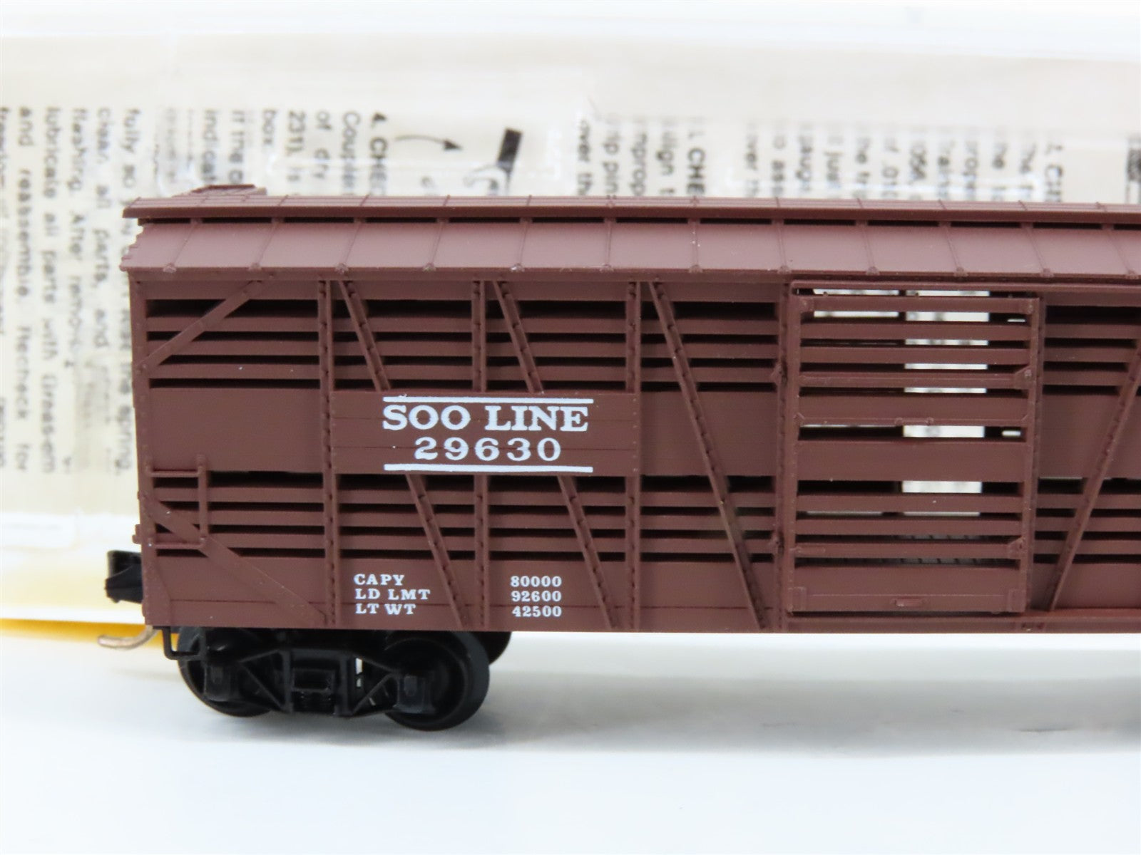 N Scale Micro-Trains MTL 35140 Soo Line 40' Stock/Cattle Car 29630 RTR