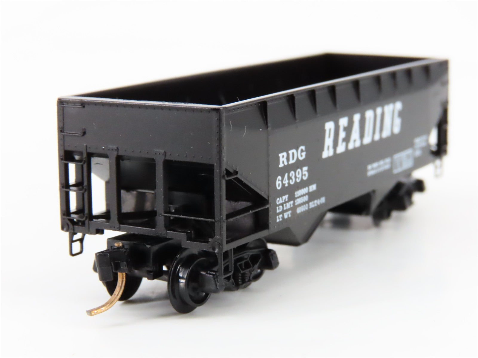 N Scale Micro-Trains MTL 55220 RDG Reading 33' 2-Bay Hopper 64395 RTR