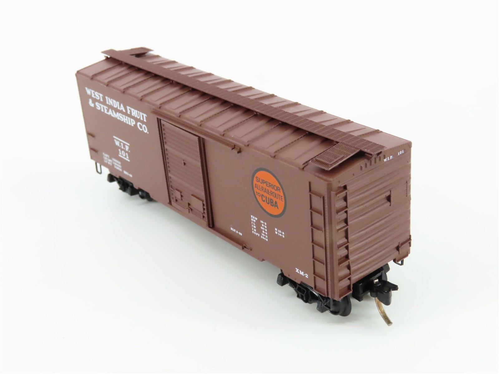 N Scale Micro-Trains MTL 20630 West India Fruit & Steamship Co. 40' Box Car RTR