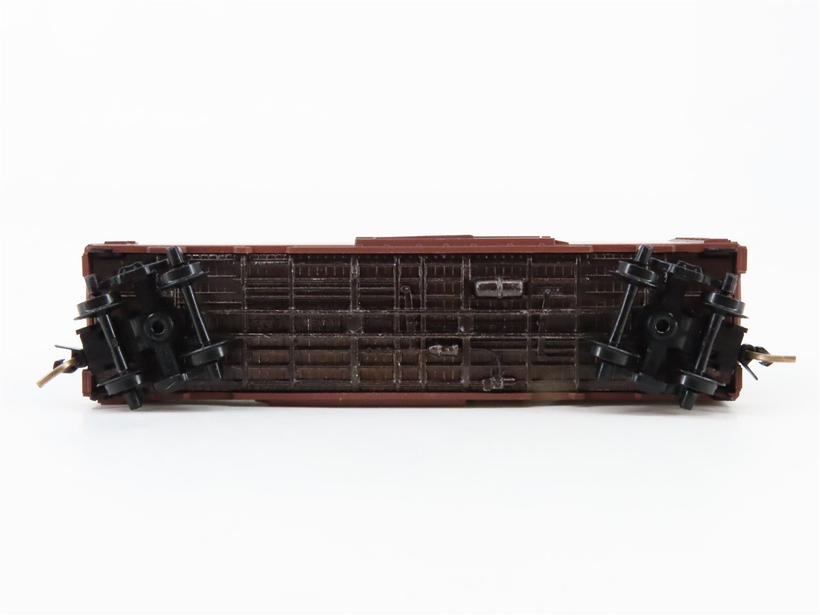 N Scale Micro-Trains MTL 20630 West India Fruit & Steamship Co. 40' Box Car RTR