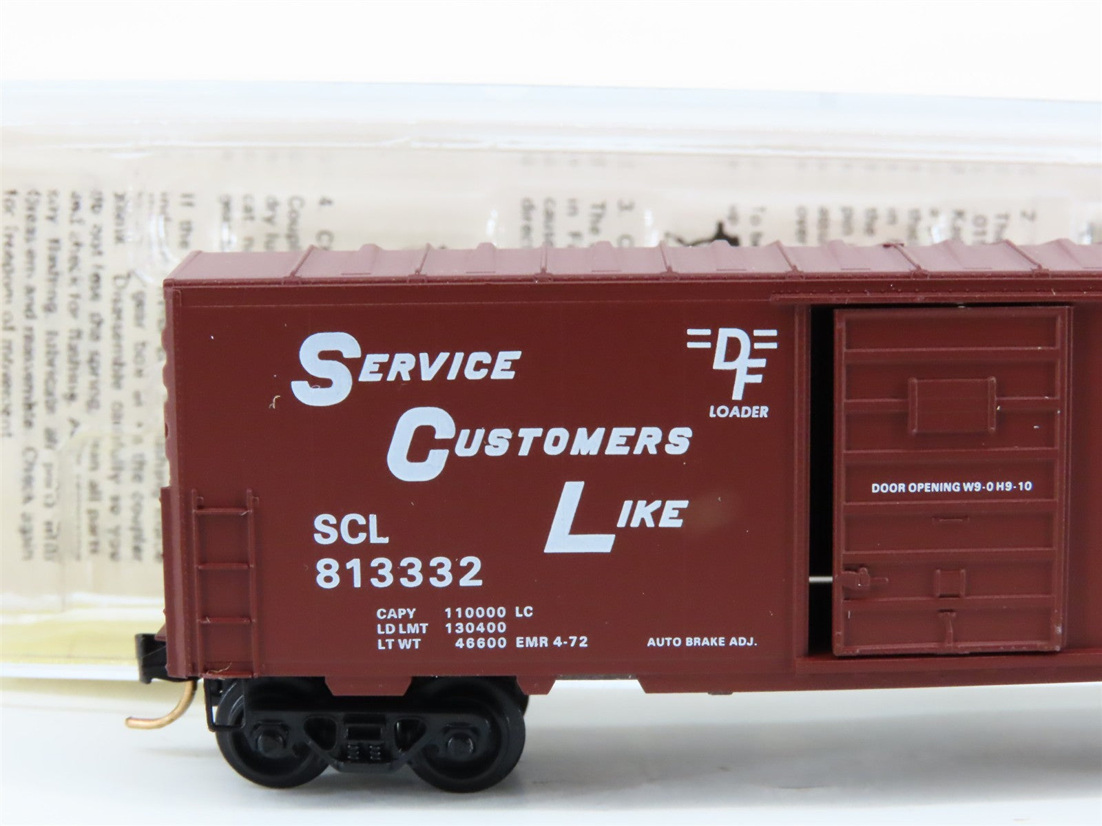 N Scale Micro-Trains MTL 24170 SCL Seaboard Coast Line 40' Box Car 813332 RTR