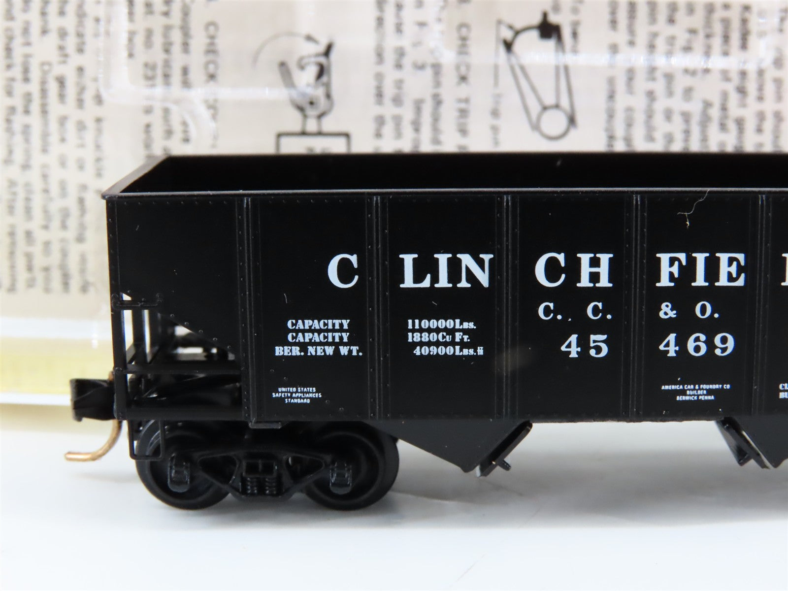 N Scale Micro-Trains MTL 56190 CCO Clinchfield 33' Twin Bay Hopper 45469 RTR