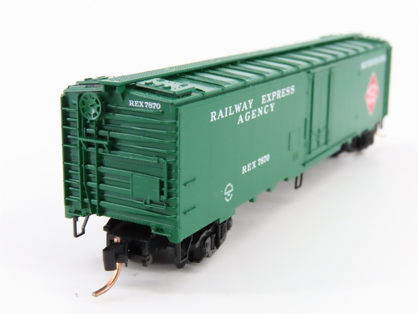 N Scale Micro-Trains MTL 52010 REX Railway Express Agency 52' Reefer 7870 RTR