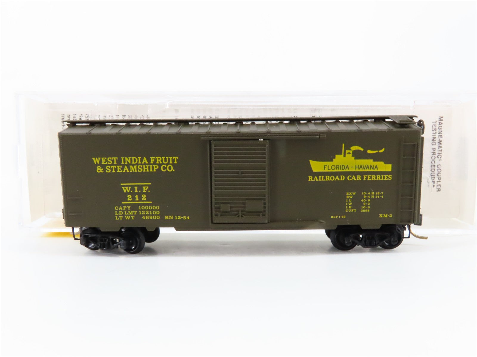 N Scale Micro-Trains MTL 20450 West India Fruit & Steamship Co. 40' Box Car RTR