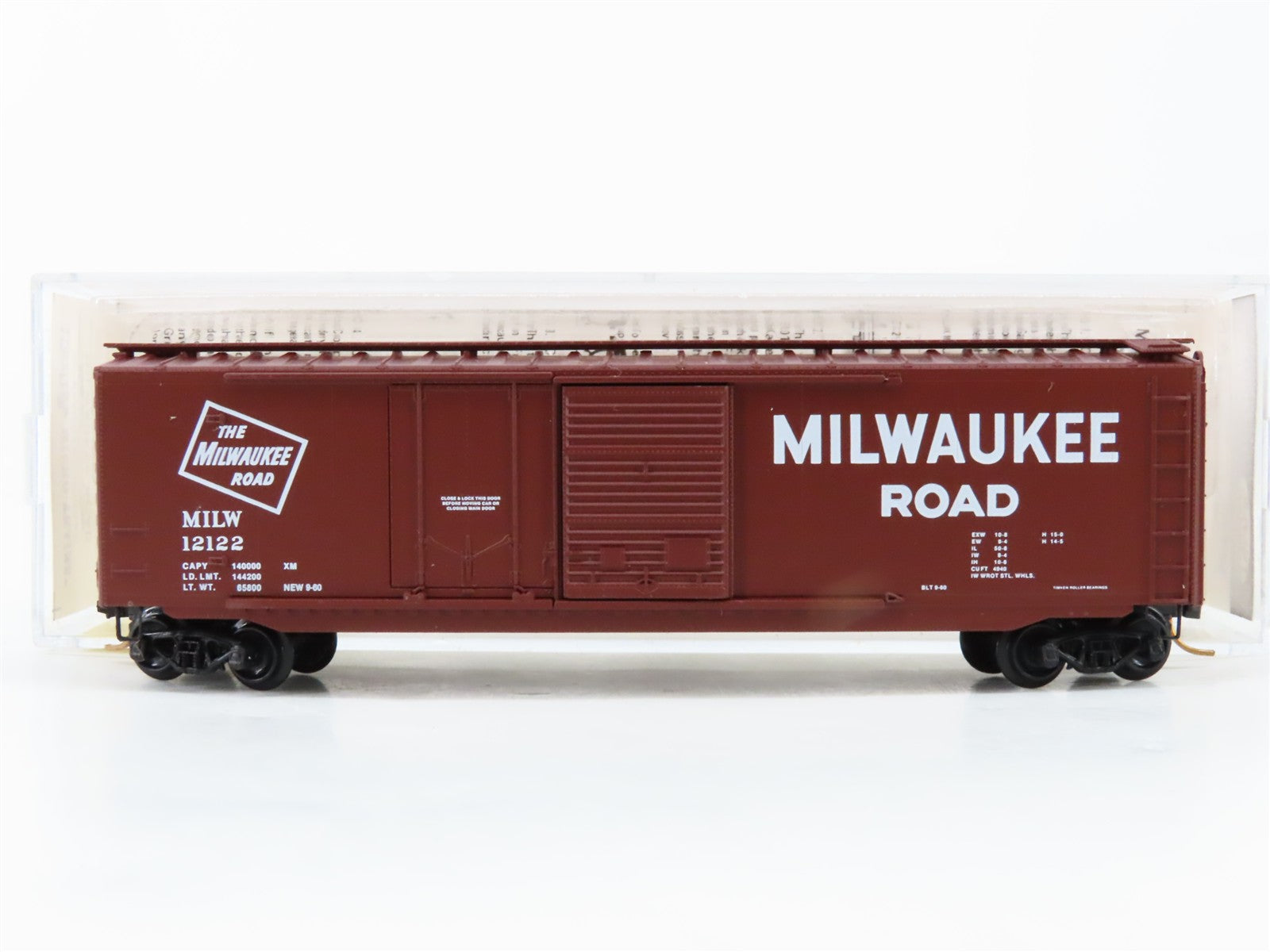 N Scale Micro-Trains MTL 33100 MILW Milwaukee Road 50' Box Car 12122 RTR