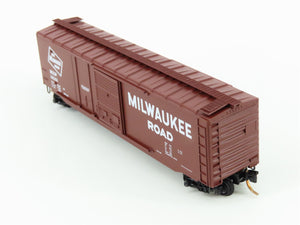 N Scale Micro-Trains MTL 33100 MILW Milwaukee Road 50' Box Car 12122 RTR