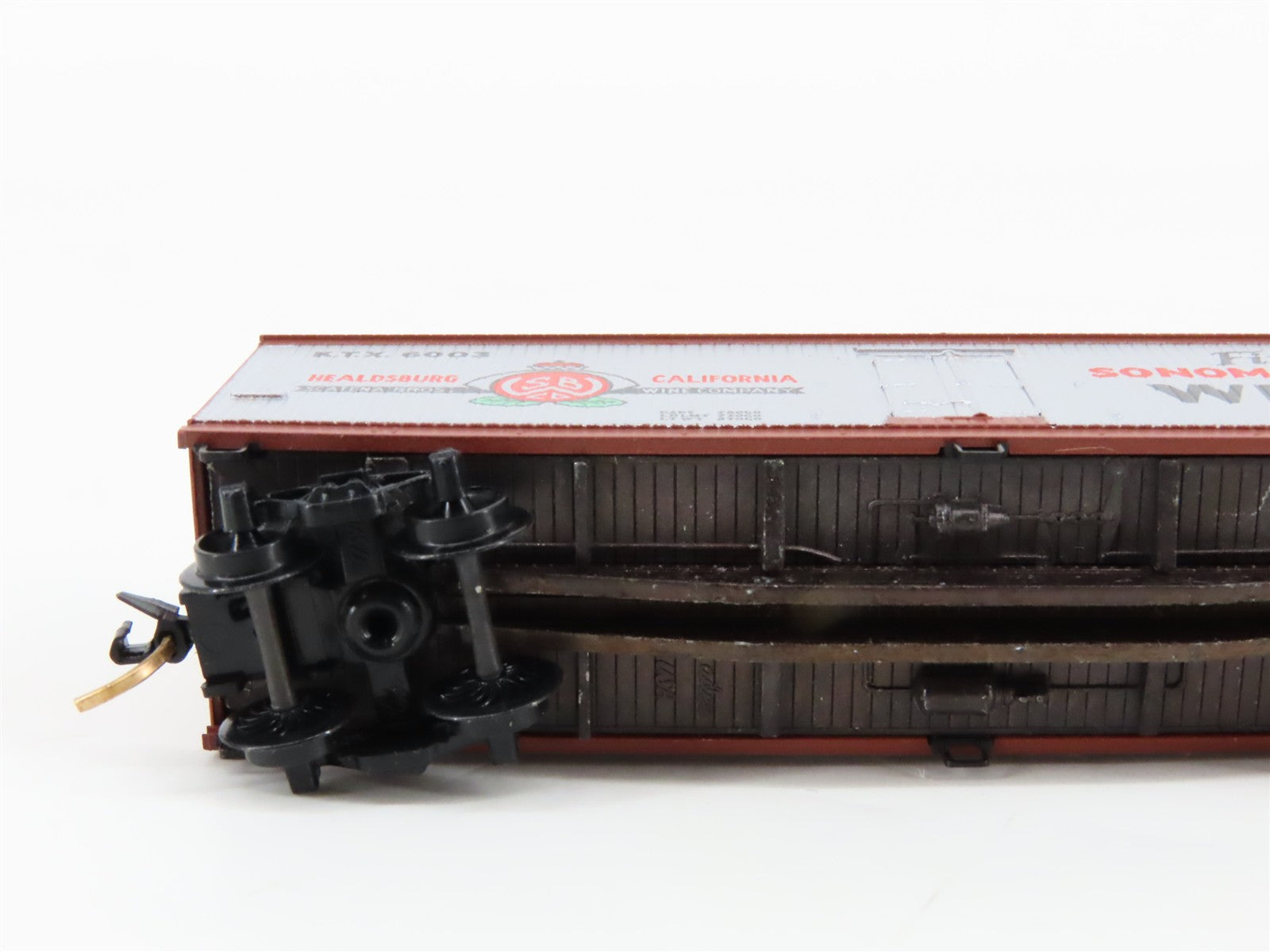 N Scale Micro-Trains MTL 49070 KTX Scatena Bros. Wine Company 40' Reefer RTR