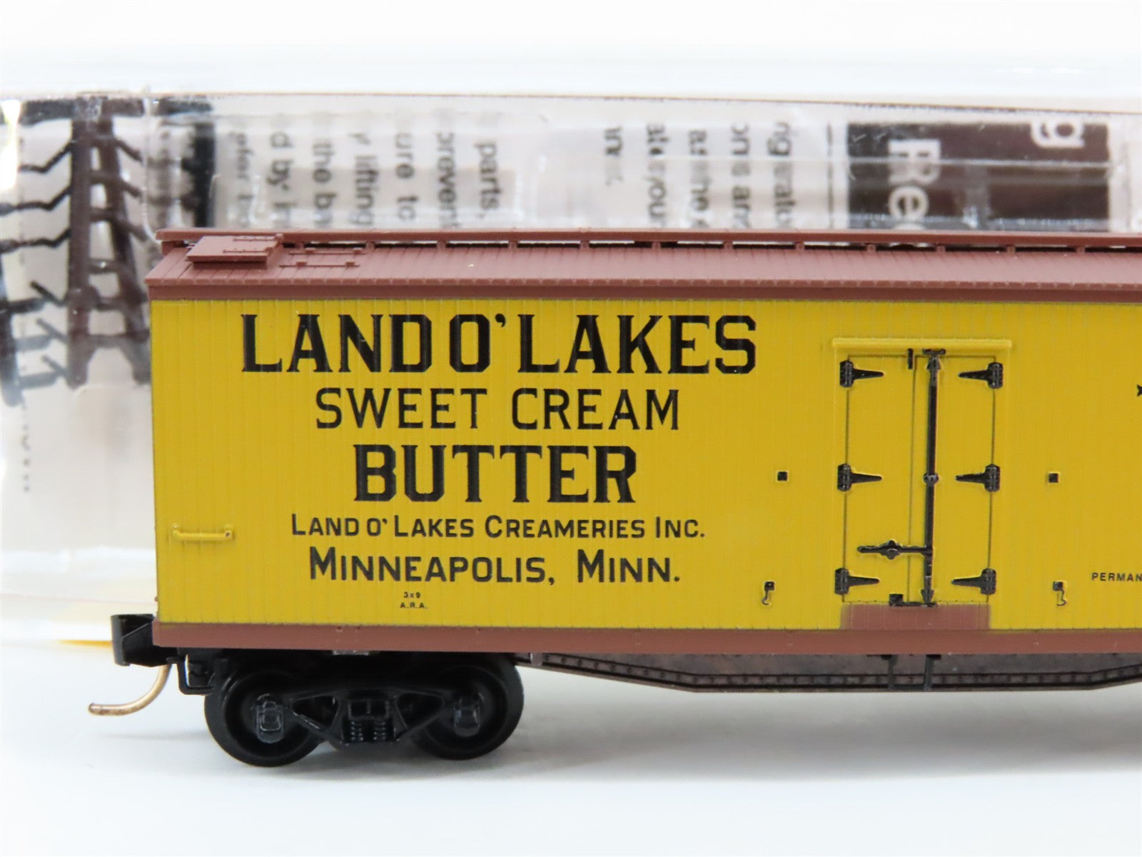 N Scale Micro-Trains MTL 78030 Union Refrigerator Transit Co. Wood Reefer RTR