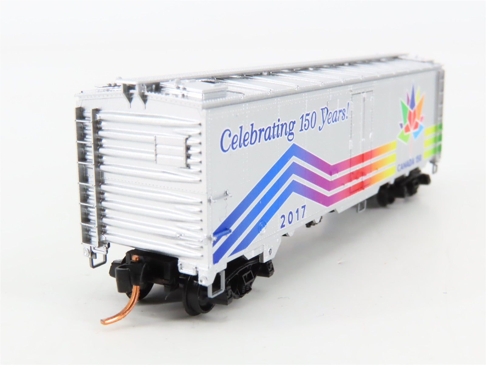 N Scale Micro-Trains MTL 05900566 Canada Celebrating 150 Years! 40' Reefer 2017