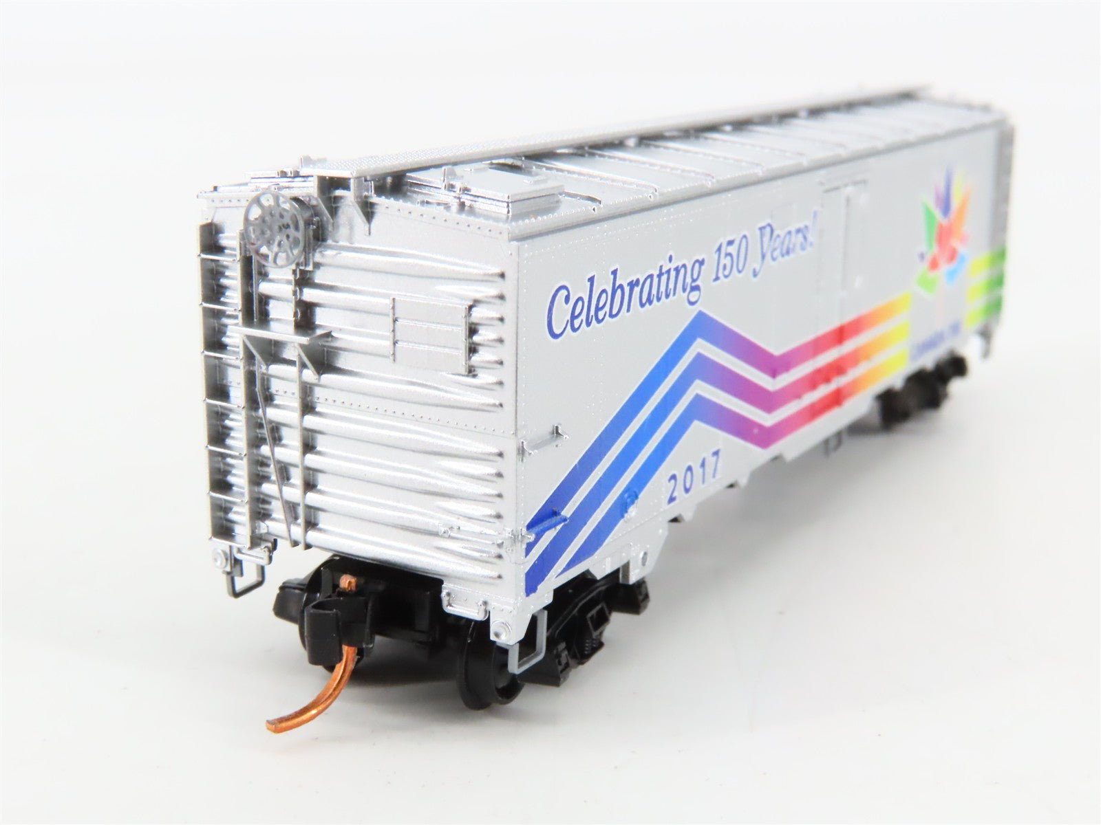 N Scale Micro-Trains MTL 05900566 Canada Celebrating 150 Years! 40' Reefer 2017